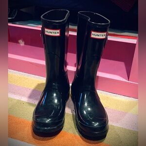 Hunter Black Gloss Mid-Calf Rain Boots